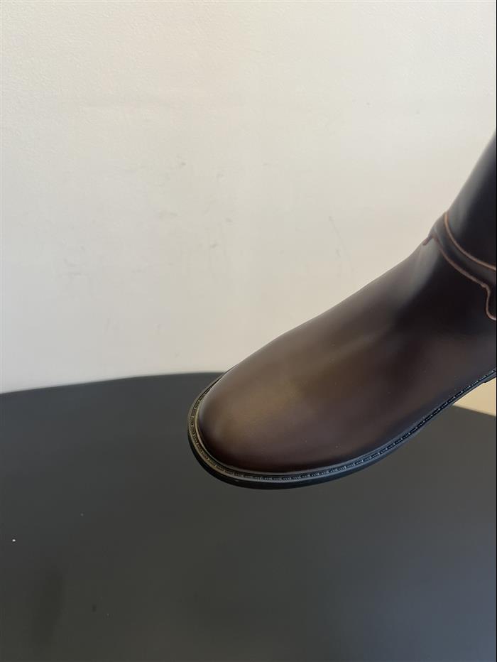 20251128173018578 520